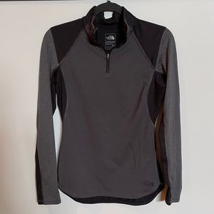 North Face Quarter Zip Pullover, Small